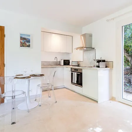 Appartement Lécrin : Moderne Jardin Piscine *